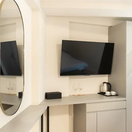 Hotel Tomis 11