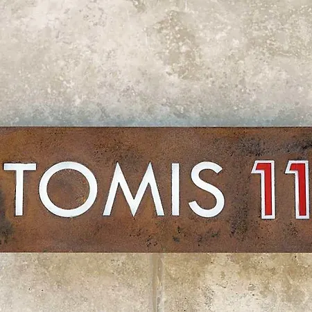 Hotel Tomis 11