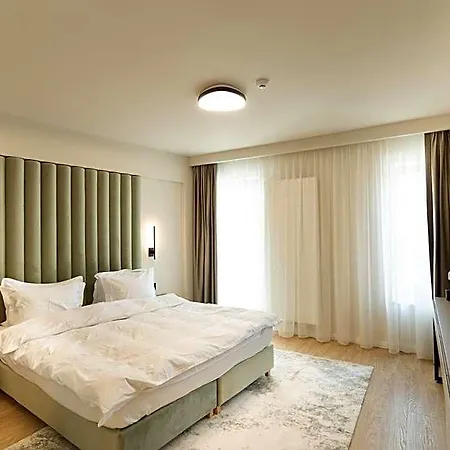 Tomis 11 Hotel 4*