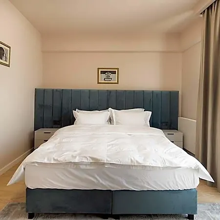 Hotel Tomis 11
