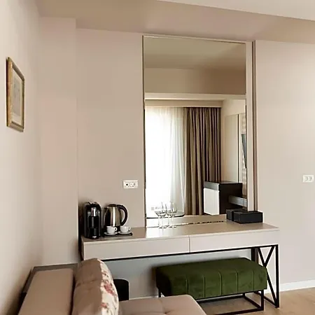 Hotel Tomis 11 4*